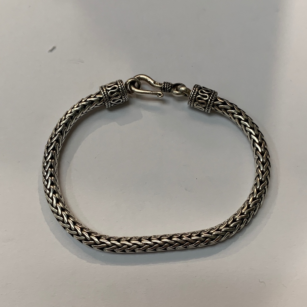 Sterling Silver Rounded Braided Bracelet